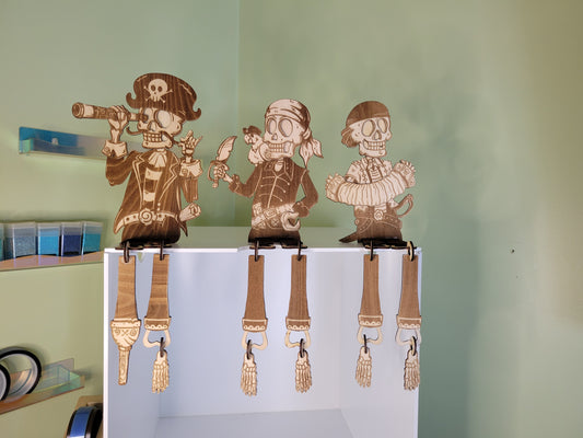 Sitting Pirates 3D Birchwood
