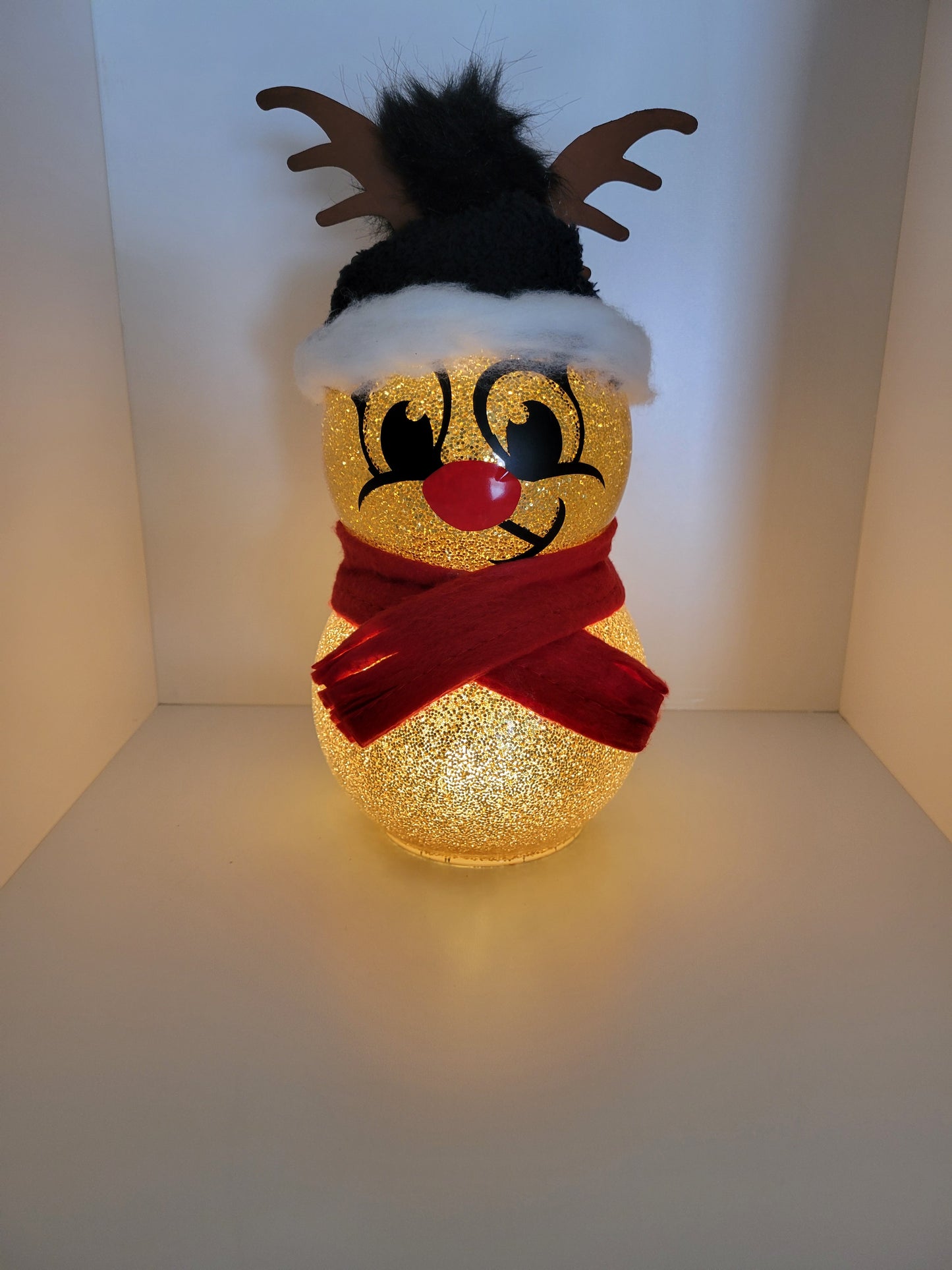 Reindeer Handmade Product, Christmas Decor, Holiday Ornament, Winter Decoration, Festive Decoration, Seasonal Decoration, Gift Item