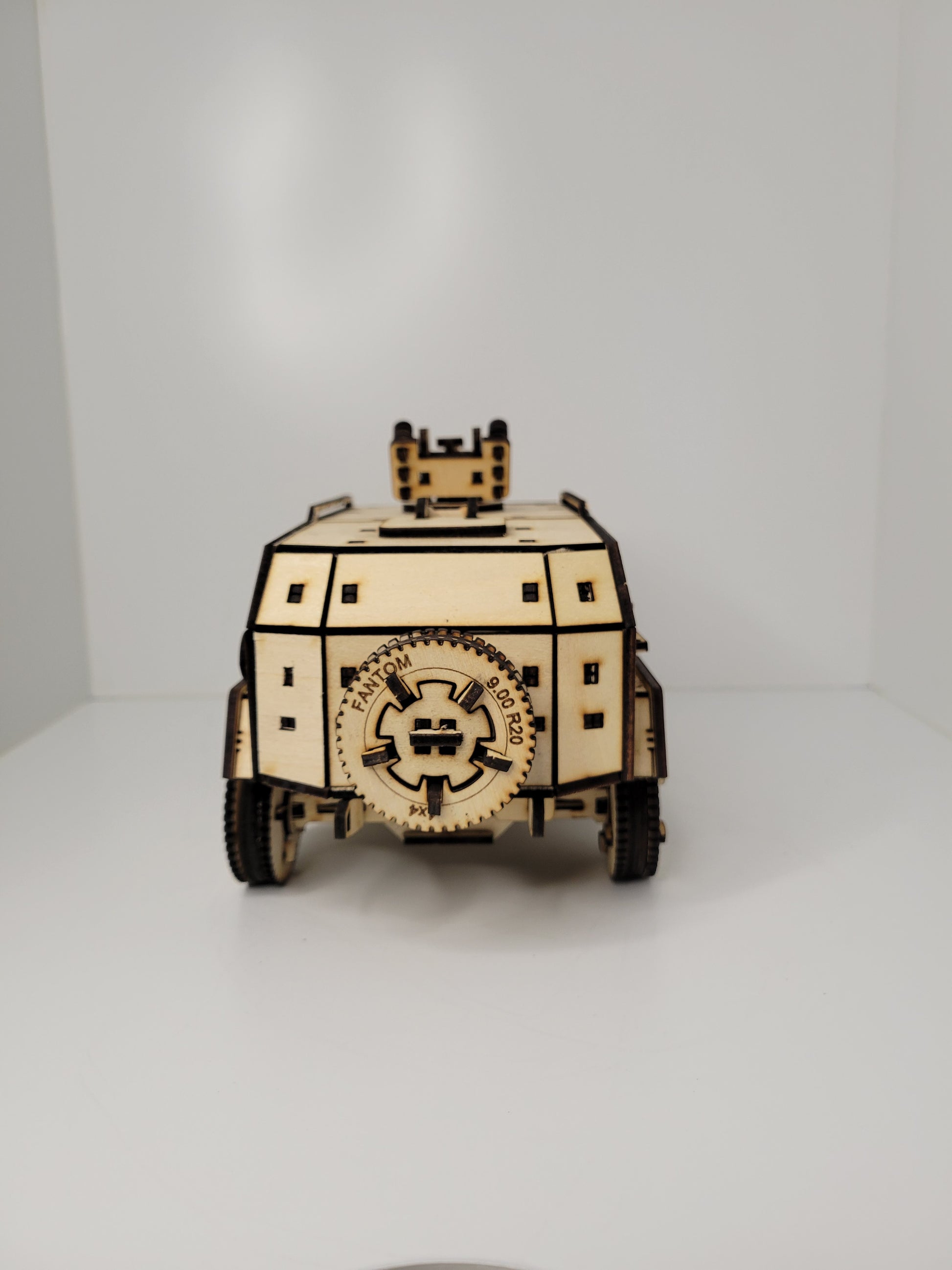 Wooden Tank Model Kit Educational Puzzle Toy