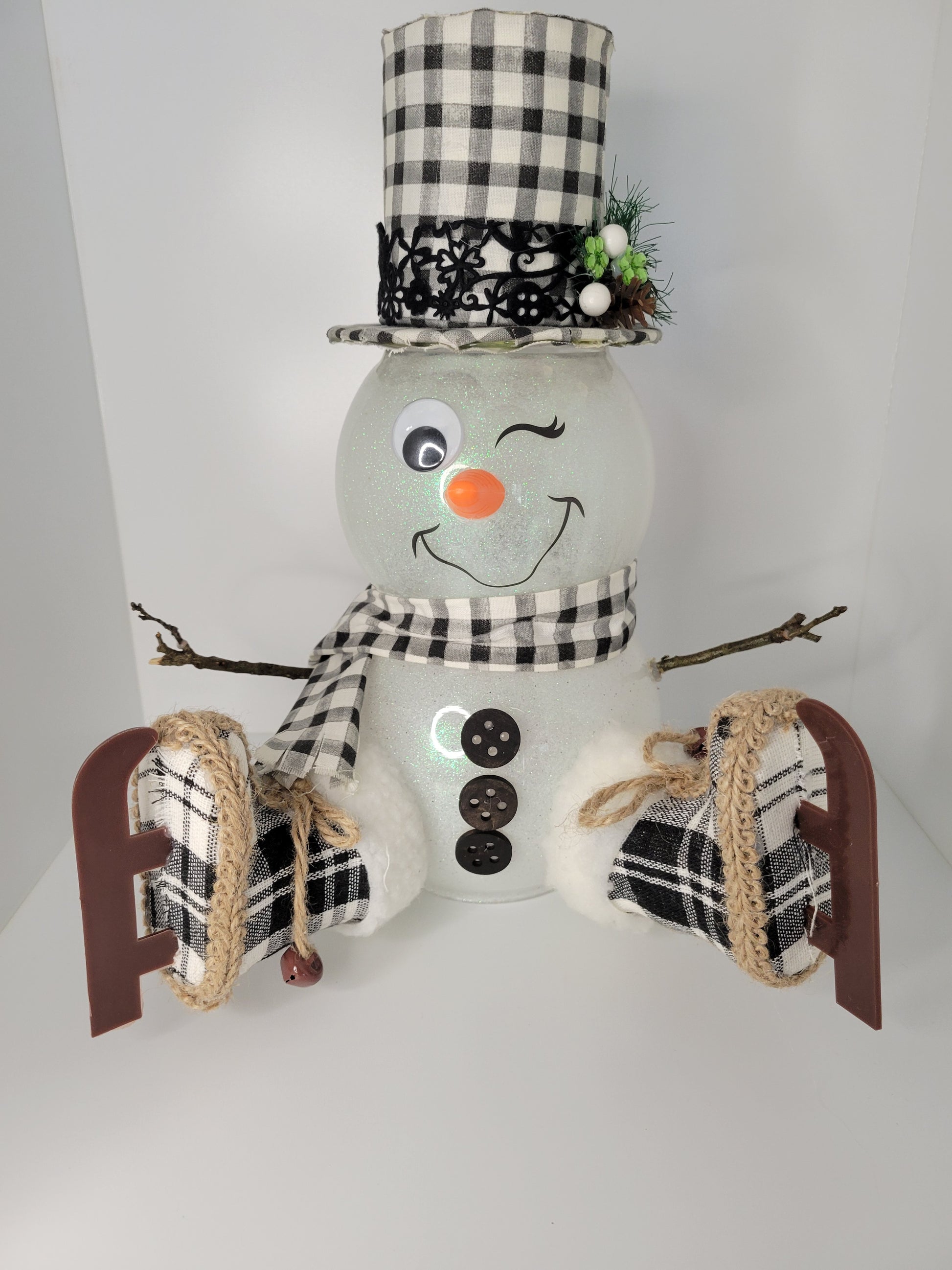 Plaid Hat Snuggling Snowman Decoration for Holiday Decor