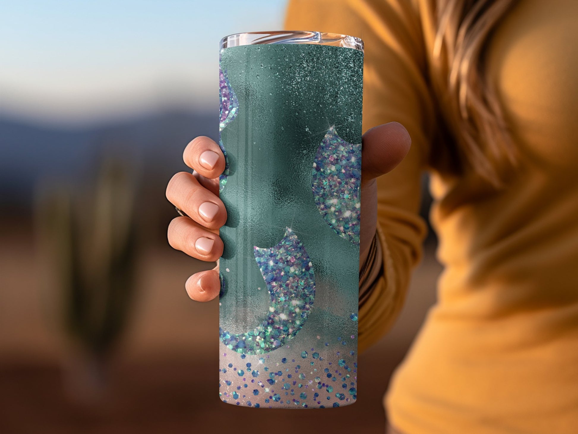 Glitter and Mermaid Scale Pattern Insulated Tumbler product